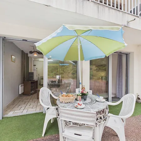 A Pied, Pour 4 Avec Terrasse *