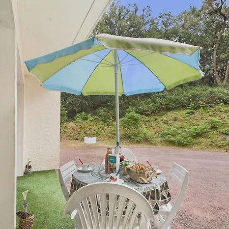 A Pied, Pour 4 Avec Terrasse